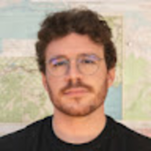 Alexander Behrens - Poshmark Profile Picture of Alexander Behrens (@alexanderbehren) on Poshmark