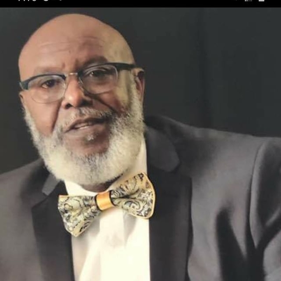 Profile Picture of Eugene Greer (@eugenegreer) on Poshmark