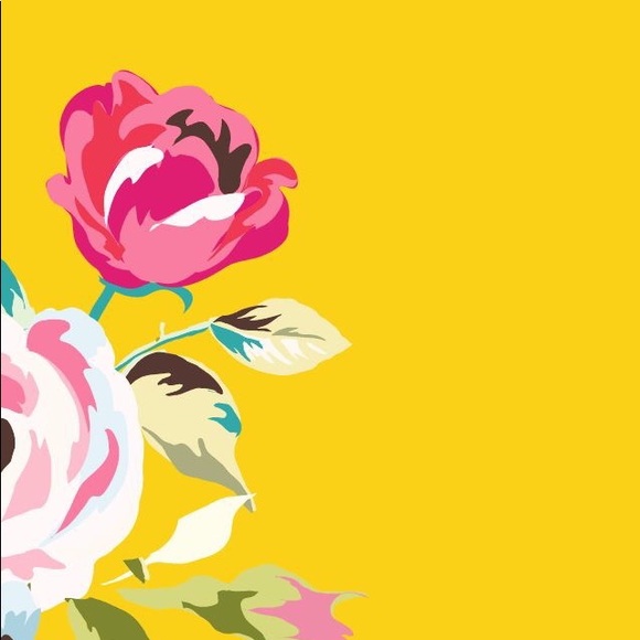 Profile Picture of Liya Teklemariam (@liyatmariam) on Poshmark