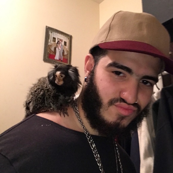 Profile Picture of Nevin Perez (@nevy0415) on Poshmark