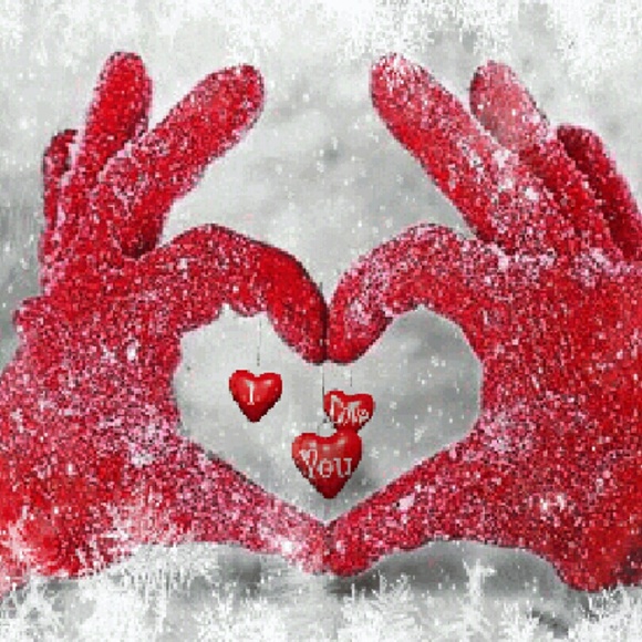 Profile Picture of Mirna Andrade (@kanitb) on Poshmark