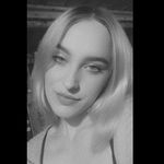 Profile Picture of Karolina Pietkun (@karolina.pietkun.02) on Instagram