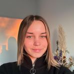 Profile Picture of Aude Bernard (@aude.bernard.752) on Facebook