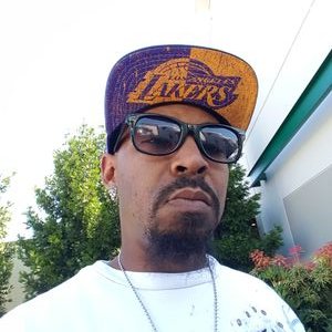 Profile Picture of Darrell Walton (@dtech69) on Twitter