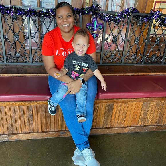 Profile Picture of Michelle Lemelle (@michellelemelle) on Poshmark