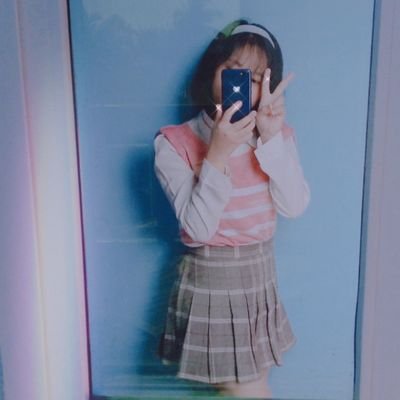 Kim Wallis 🍒 - Twitter Profile Picture of Kim Wallis 🍒 (@NAWHTOOMYATCHE1) on Twitter