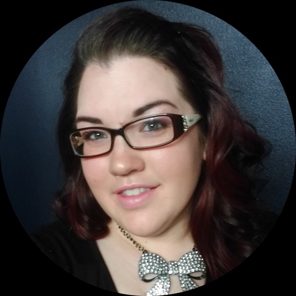 Profile Picture of Rochelle Lagrow (@romalom) on Poshmark