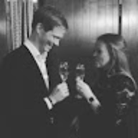 Profile Picture of Elise Henscheid (@elisehenscheid) on Poshmark