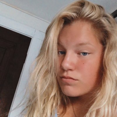 Profile Picture of Julia Hixson (@JuliaHixson1) on Twitter