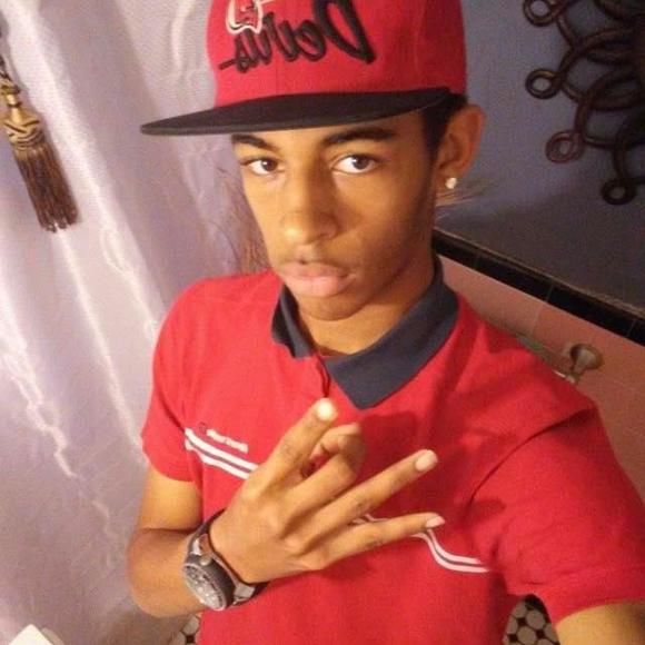 Profile Picture of Alex Bernard (@bernardalex549) on Poshmark