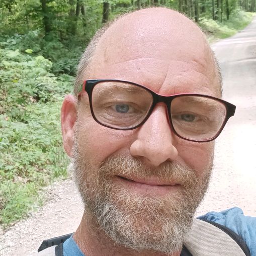 Profile Picture of Saw woya (@garywolf42) on Tiktok