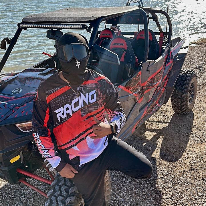 Profile Picture of   Jaime Fernandez Jr... (@jaimefernandezjr) on Tiktok