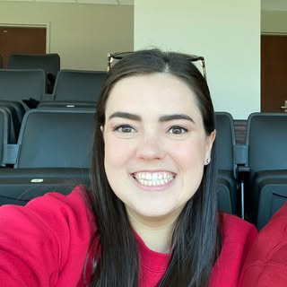 Profile Picture of Meredith Reeves Henigman (@meredithreeves) on Instagram