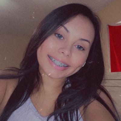 Profile Picture of Jazmin Chavez. (@jazminnchavezzz) on Twitter