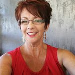 Profile Picture of Debra Epley Giddens (@debi5gidd) on Instagram