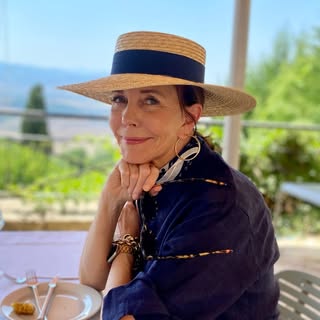 Profile Picture of Frances Schultz (@francesschultz) on Instagram