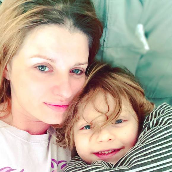 Profile Picture of Juliana De paula masiello (@putaquepariu200) on Poshmark