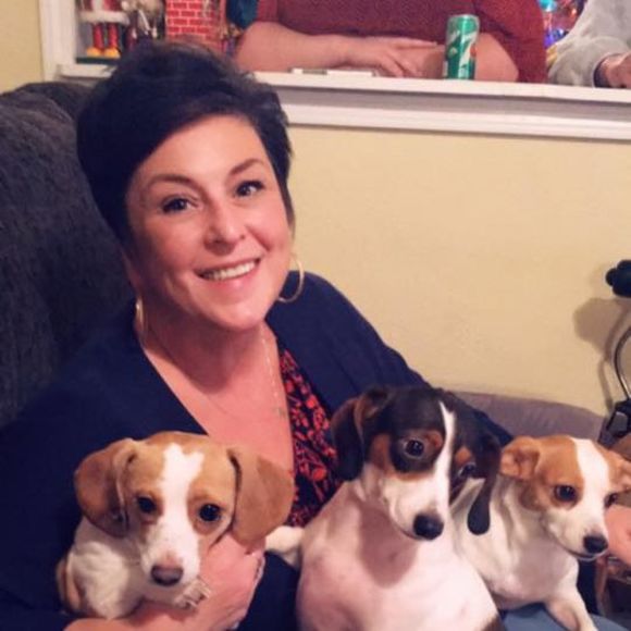 Profile Picture of Tina Hutton (@tinahutton) on Poshmark