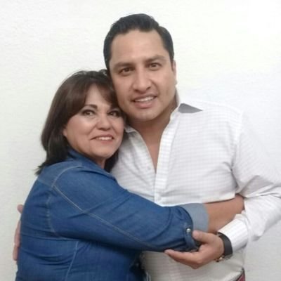 Profile Picture of Aida Cuellar (@acuellar010) on Twitter