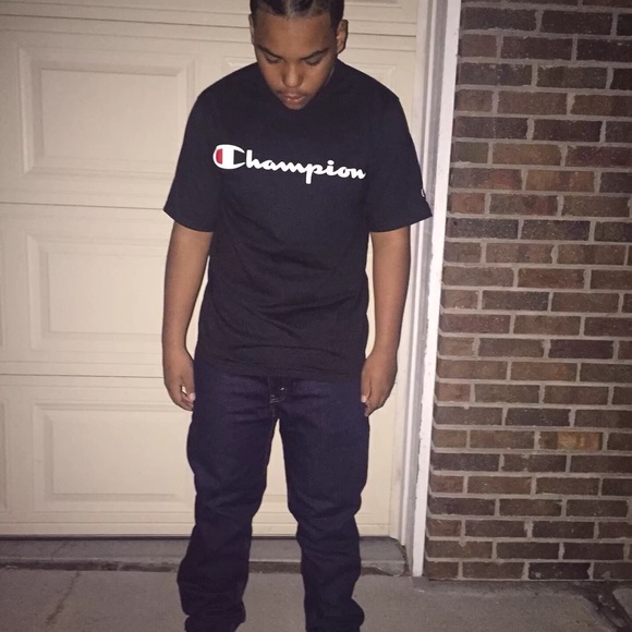 Profile Picture of Gary Ray (@garyr5) on Poshmark