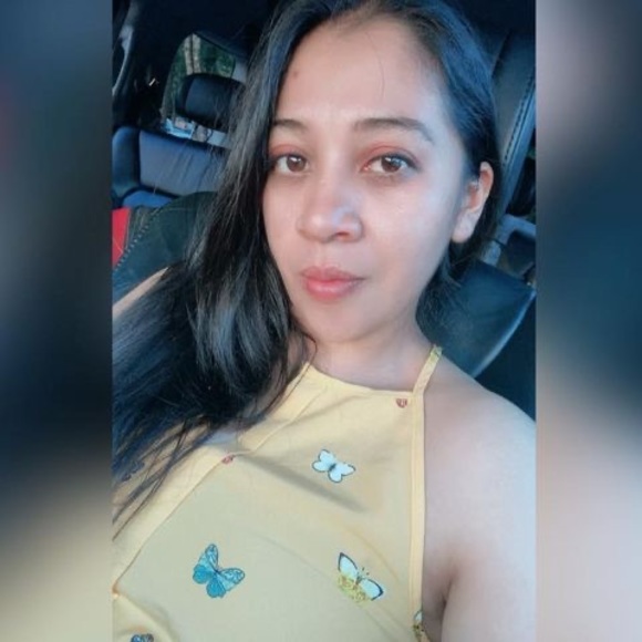 Ivy Brice - Poshmark Profile Picture of Ivy Brice (@ivyaguilar63) on Poshmark