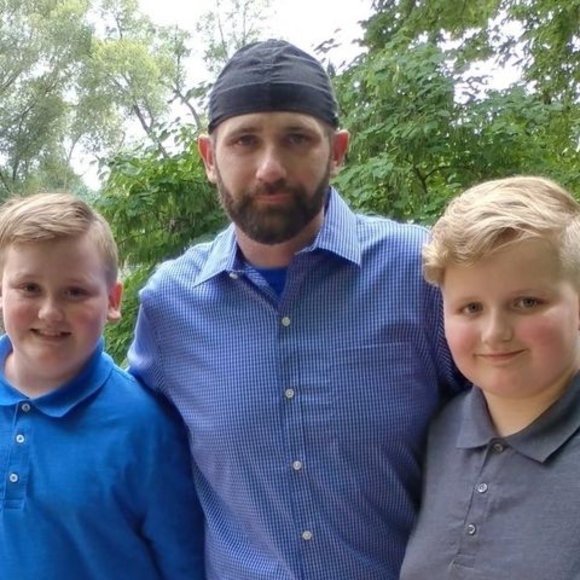 Profile Picture of Chris Dahlsten (@dahlsten8) on Poshmark