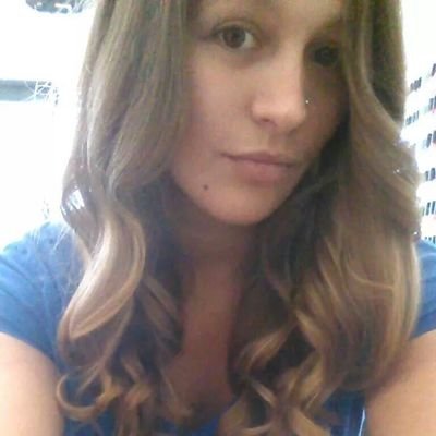 Profile Picture of Caitlin Ernest (@me0wcatCAIT) on Twitter