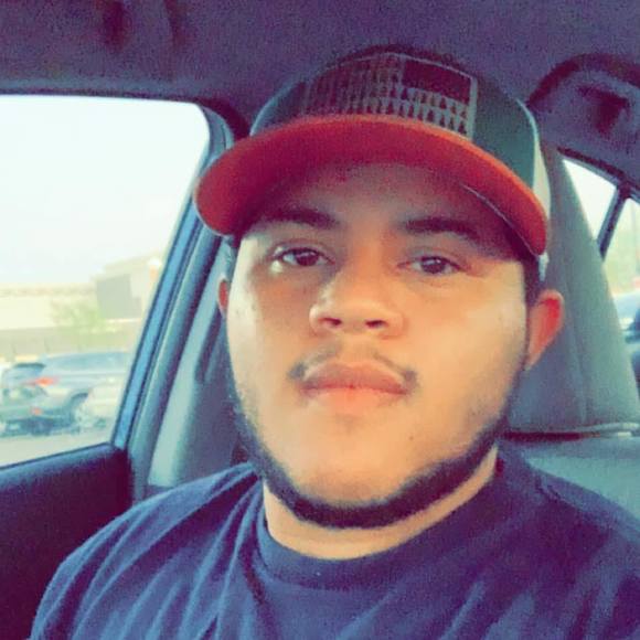 Profile Picture of Joshua Hoy (@jhoy457) on Poshmark