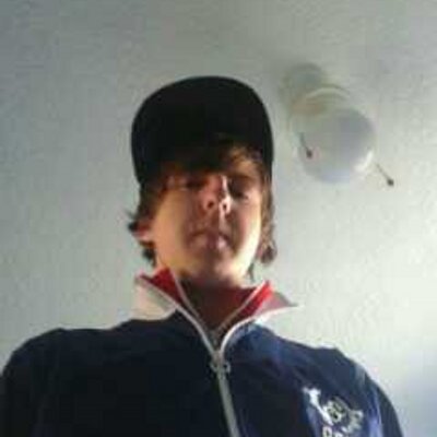 Profile Picture of Louis Hutton (@lewishutton_) on Twitter