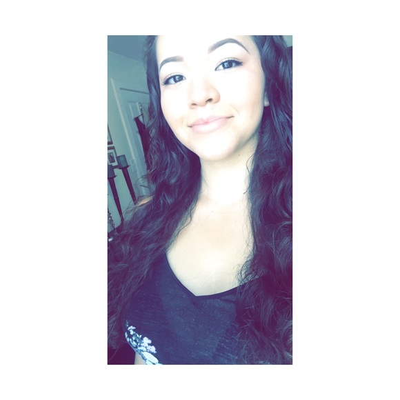 Profile Picture of Michelle Jaramillo (@mj27477) on Poshmark
