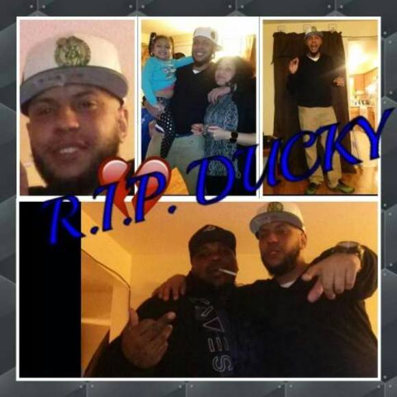 Profile Picture of Jeffrey Hardy (@jeffreyhardy464) on Poshmark