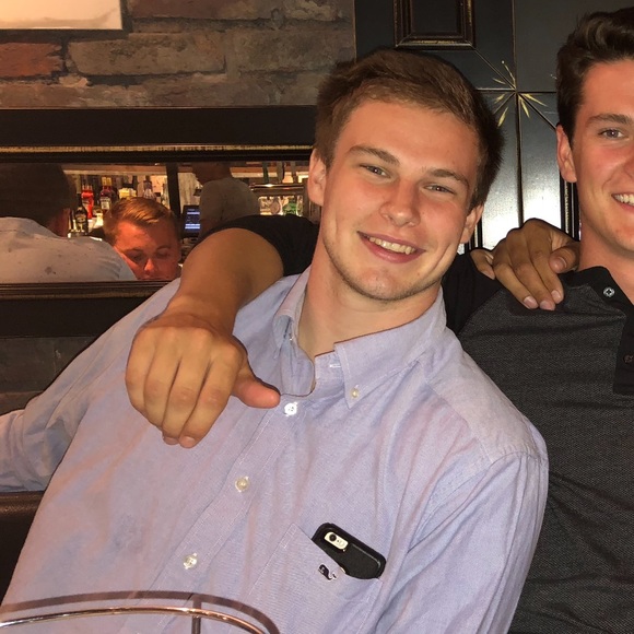 Profile Picture of Michael Oconnor (@michaeloc15) on Poshmark