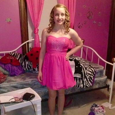 Profile Picture of Hayley Behrens (@HayleyBehrens1) on Twitter