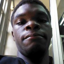 Profile Picture of Ojo Oluwashina (@Sinamania4Chris) on Twitter