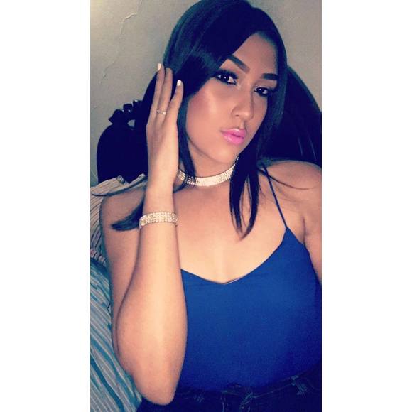 Profile Picture of Sahiris Diaz perez (@sahiris_01) on Poshmark