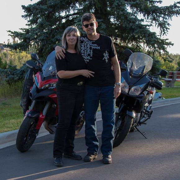 Profile Picture of Jennifer Tkachuk (@snaggsinc) on Poshmark