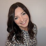 Profile Picture of Cassandra Finch (@phoenixmysteryschool) on Youtube