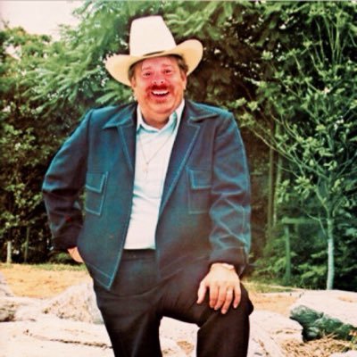 Profile Picture of Glenn Danny (@GlennDanny) on Twitter