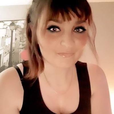 Profile Picture of Rocknbetty (@KimDube14) on Twitter