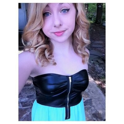 Megan Eichelberger - Twitter Profile Picture of Megan Eichelberger (@MeganMickel) on Twitter