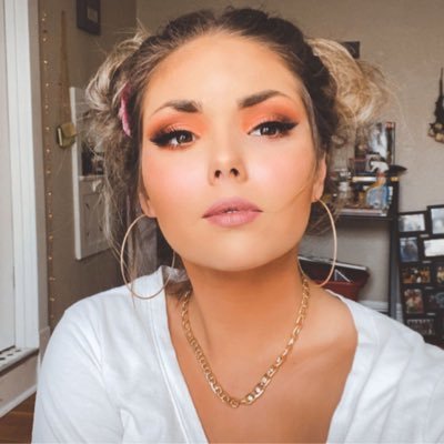 Profile Picture of Kennedy C. Clark (@kennnedyclark) on Twitter