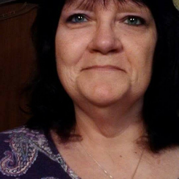 Profile Picture of Virginia Long (@ginnylong1961) on Poshmark