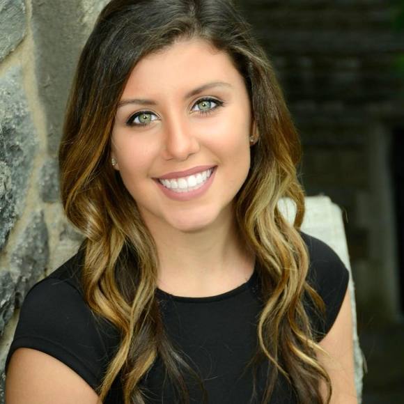 Profile Picture of Gianna Solimano (@giannasolimano) on Poshmark