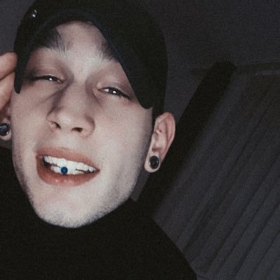 Profile Picture of Jason Theys (@JasonTheys2) on Twitter