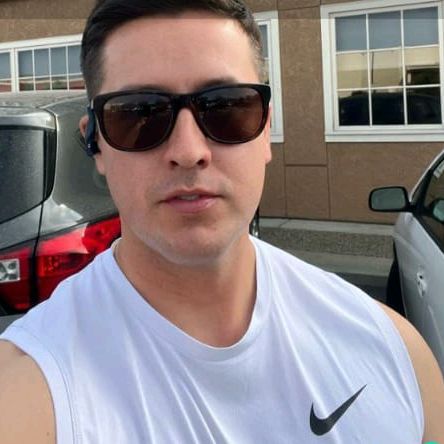 Profile Picture of Kelvin Ley (@kelvinley415) on Tiktok