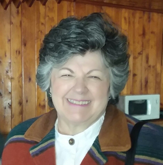 Profile Picture of Joelann Sygo (@snook_92) on Poshmark