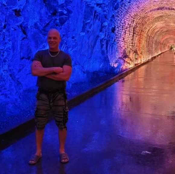 Profile Picture of Marc Sauve (@marcsauve) on Poshmark