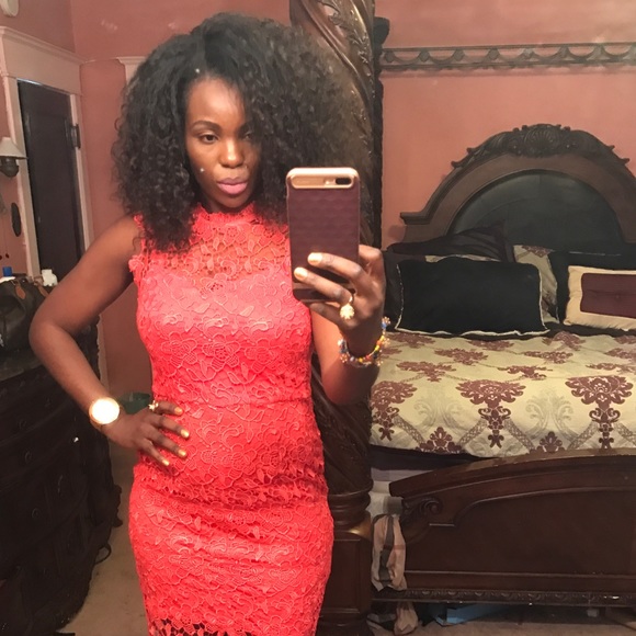 Profile Picture of Stella Staves (@stebles) on Poshmark