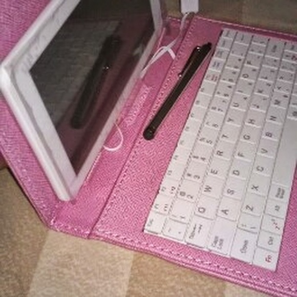 Profile Picture of Guerline Pierrilus (@guerline_p) on Poshmark