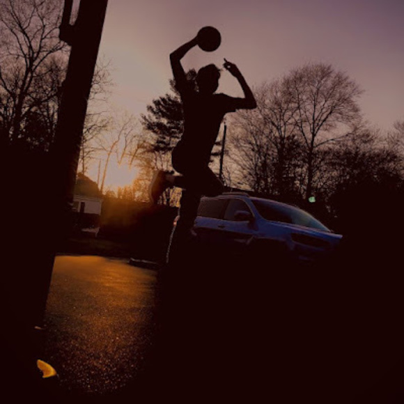 Profile Picture of Jimmy Trahan (@trahanjames23) on Poshmark